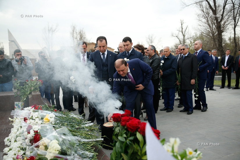 Yerevan commemorates ex-PM Andranik Margaryan