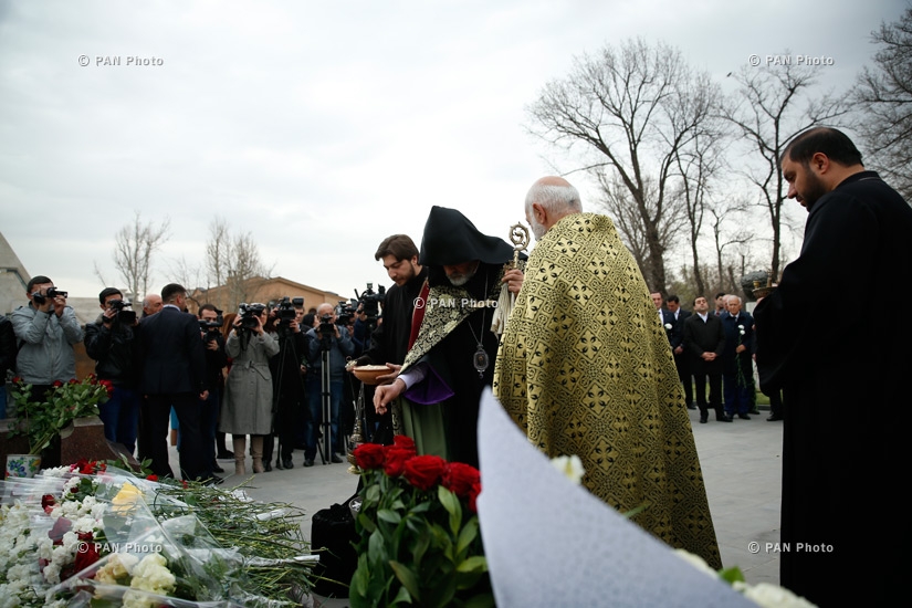 Yerevan commemorates ex-PM Andranik Margaryan