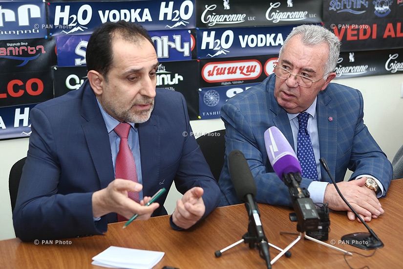 ՀՀԿ-ական պատգամավոր Մկրտիչ Մինասյանի և «Ազգային Համաձայնություն» կուսակցության նախագահ Արամ Հարությունյանի մամուլի ասուլիսը