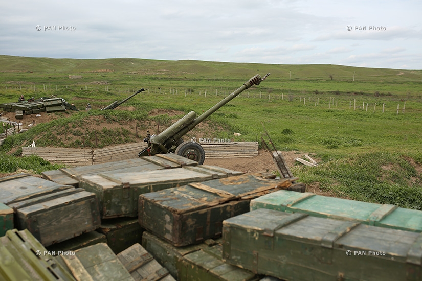 A D-30 howitzer in the southeastern section of the Nagorno Karabakh-Azerbaijan contact line