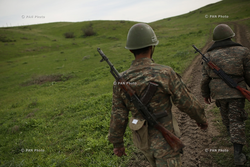 Հրետանավորները ղարաբաղա-ադրբեջանական շփման գծի հարավ-արևելքում
