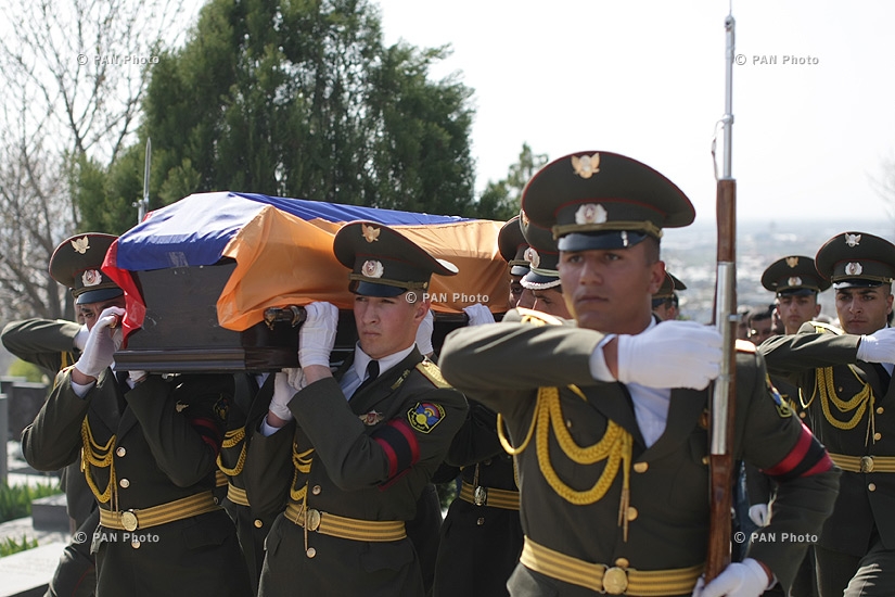 Funeral of captain Armenak Urfanyan in Yerablur Pantheon, who was killed in the course of military operations on the line of contact between Nagorno Karabakh and Azerbaijan