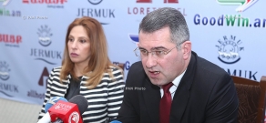 Пресс-конференция вице-председателя партии «Наследие» Армена Мартиросяна и депутата от парламентской фракции «Наследие» Заруи Постанджян