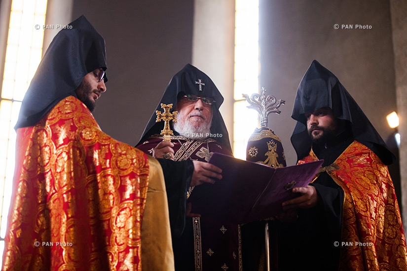  В соборе Святого Христа Всеспасителя Казанчецоц города Шуши состоялась республиканская божественная литургия