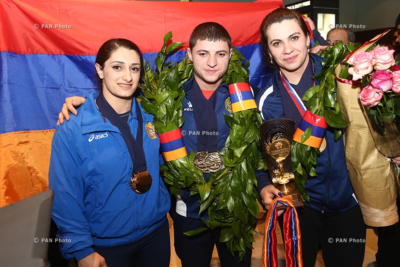 Armenian Weightlifting team arrives in Yerevan