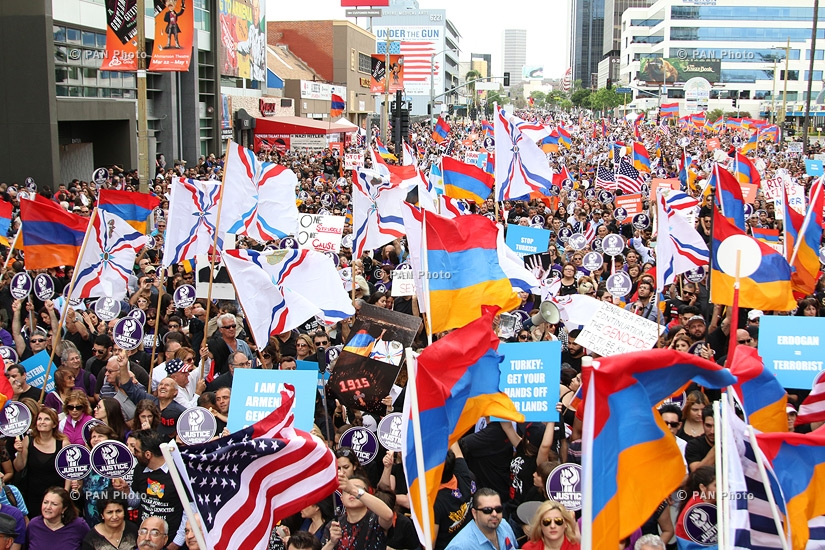 60,000 человек в Лос-Анджелесе провели митинг у консульства Турции в память о жертвах Геноцида армян