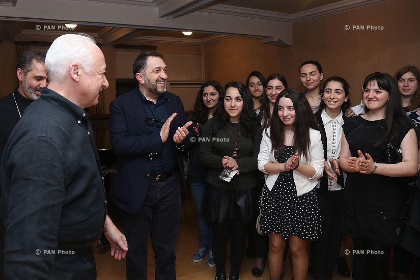 Russian conductor and violinist Vladimir Spivakov meets with Ayb High School students