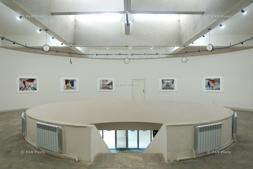 Exhibition '15 points of view' by Swiss artist Felice Varini