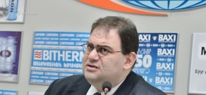 Пресс-конференция главного редактора армянской газеты «Жаманак» в Стамбуле Ара Гочуняна