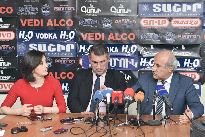 Press conference of RPA member Khosrov Harutyunyan and Heritage Party vice-president Armen Martirosyan 