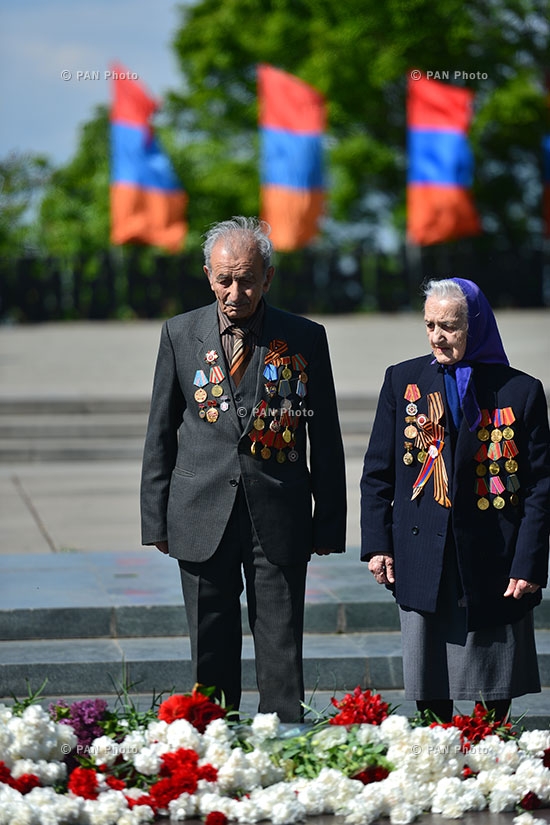 В парке Победы в Ереване состоялось празднование 71-й годовщины Победы в Великой Отечественной войне