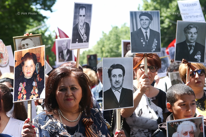 Երևանում կայացել է «Անմահ գնդի» առաջին երթը՝ նվիրված Մեծ հայրենականում զոհերի հիշատակին