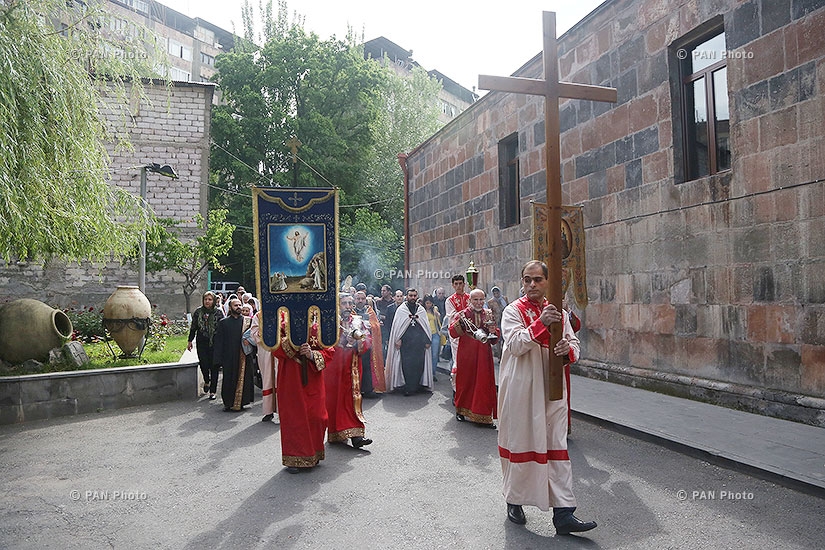 Gospel Zoravor brought to Zoravor Surp Astvatsatsin Church to Matenadaran
