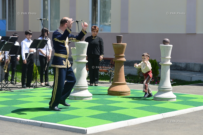 Церемонии открытия Чемпионата мира по шахматам среди глухих и детско-юношеской шахматной спортшколы в Шенгавитском районе
