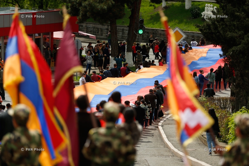 В Арцахе прошли праздничные мероприятия, посвященные Дню Победы в Великой Отечественной войне, формирования Армии обороны Нагорного Карабаха и освобождения Шуши