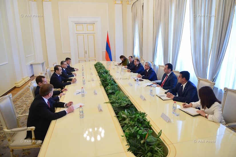 Президент Армении Серж Саргсян принял членов Евразийского межправительственного совета и председателя Евразийской экономической комиссии Тиграна Саргсяна