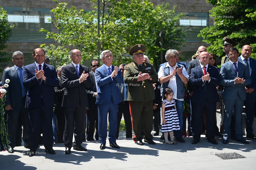 В Ереване открыли памятник Герою Советского Союза, маршалу Амазаспу Бабаджаняну