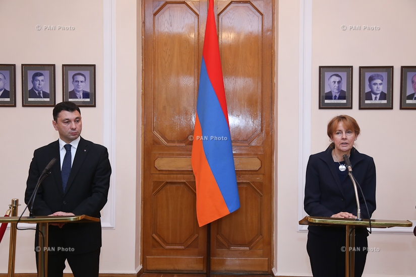 Joint press conference of Vice-President of Armenian parliament Eduard Sharmazanov and Vice-President of the German Bundestag Edelgard Bulmahn
