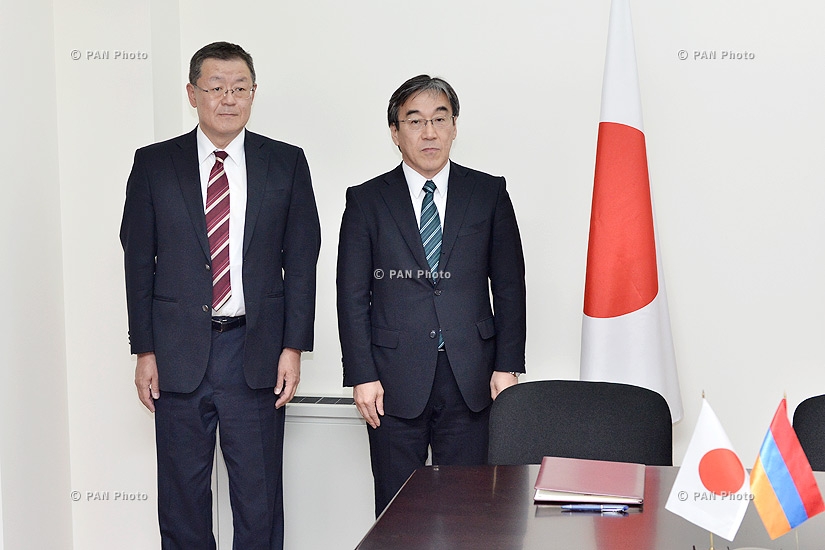 Signing Ceremony of a Grant Agreement between Armenian, Japanese governments