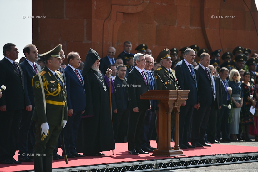Armenia marks the Day of the First Republic in Sardarapat