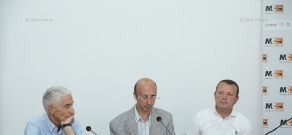 Пресс-конференция Вардана Гераветяна, Алфреда Казартмяна и Армена Асрацяна