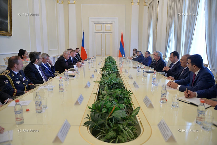 Armenian-Czech high-level negotiations in RA presidential residence