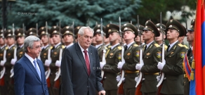 Официальная церемония прощания с президентом Чехии Милошом Земаном