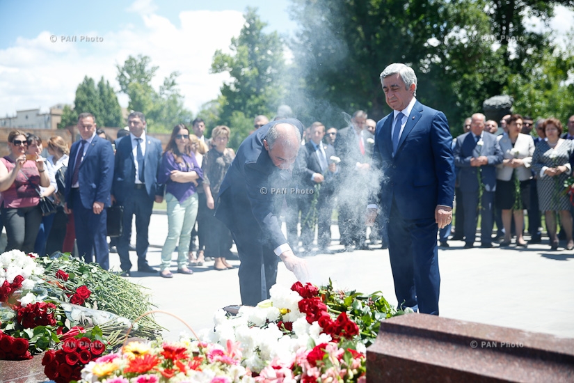 Yerevan commemorates ex-PM Andranik Margaryan