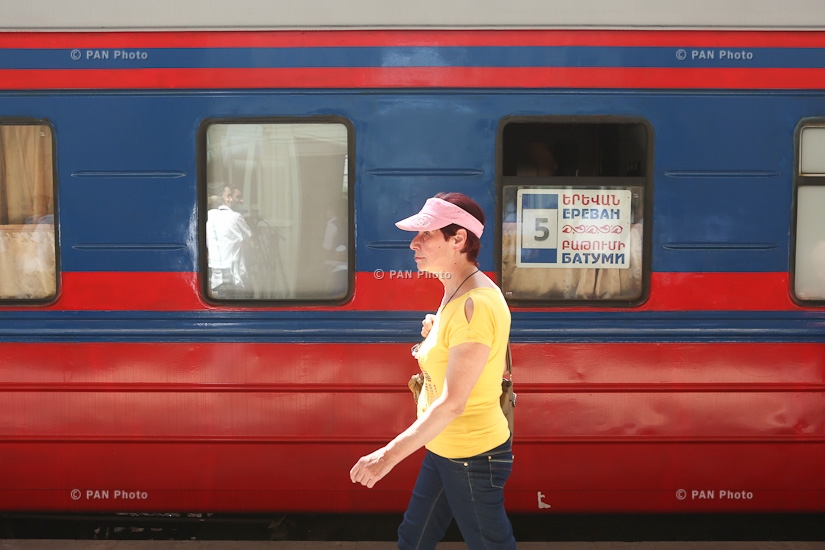 Yerevan-Batumi-Yerevan train route starts first trip in 2016