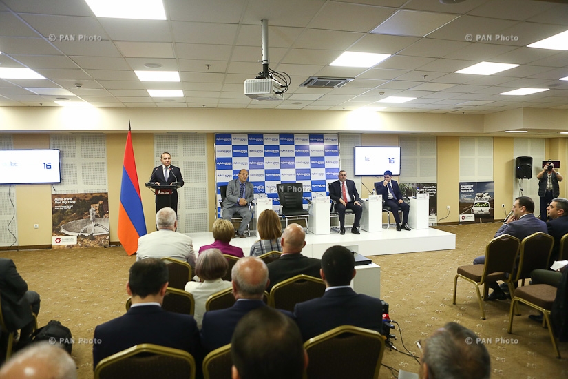 В Ереване стартовал 9-ый ежегодный DigiTec Business Forum 