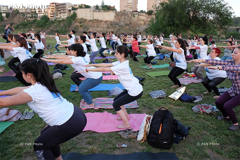 Международный день Йоги в Ереване 