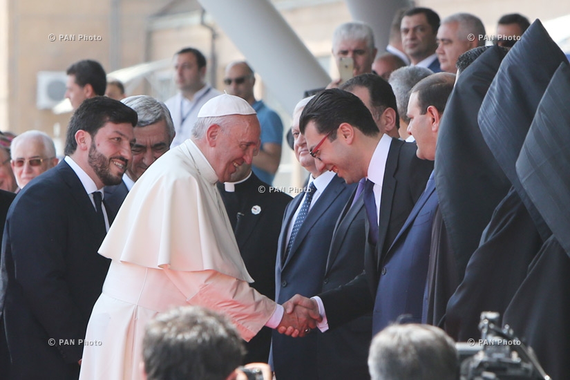 Pope Francis arrives in Armenia