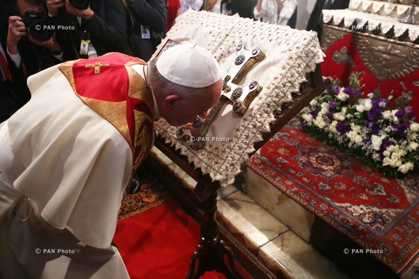 Հռոմի պապ Ֆրանցիսկոսի Բարիգալստյան արարողությունը Մայր աթոռ Սուրբ Էջմիածնում