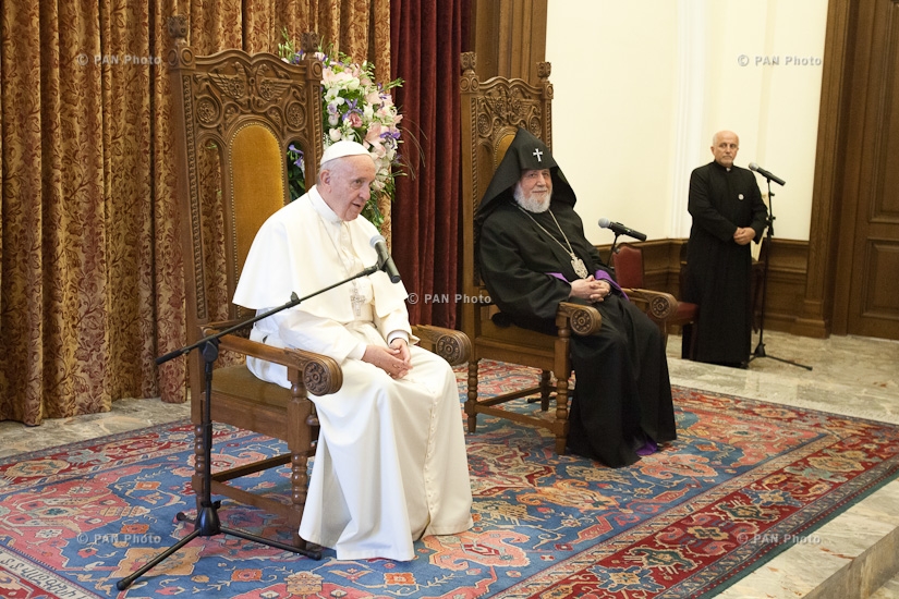 Հռոմի պապ Ֆրանցիսկոսի ու Ամենայն հայոց կաթողիկոս Գարեգին Բ-ի հանդիպումը Մայր Աթոռ Սբ Էջմիածնում 