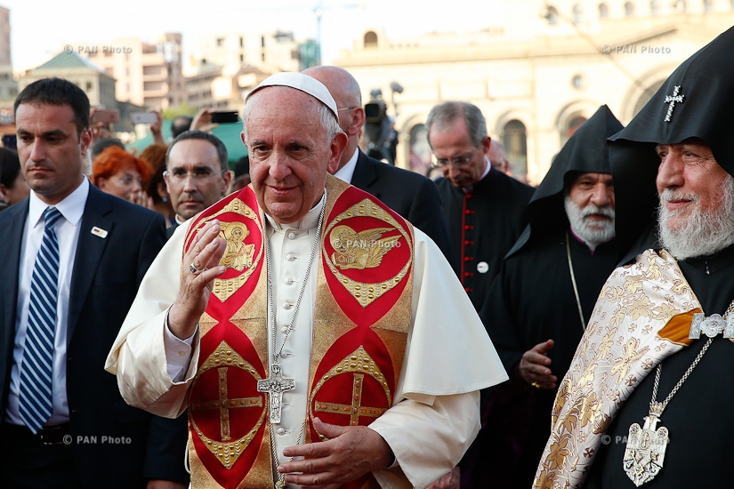 Pope Francis, Catholicos Karekin II deliver ecumenical service and prayer for peace at Republic Square in Yerevan