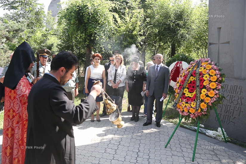 Commemoration ceremony on the day of perished for motherland and missing in action at Yerablur pantheon