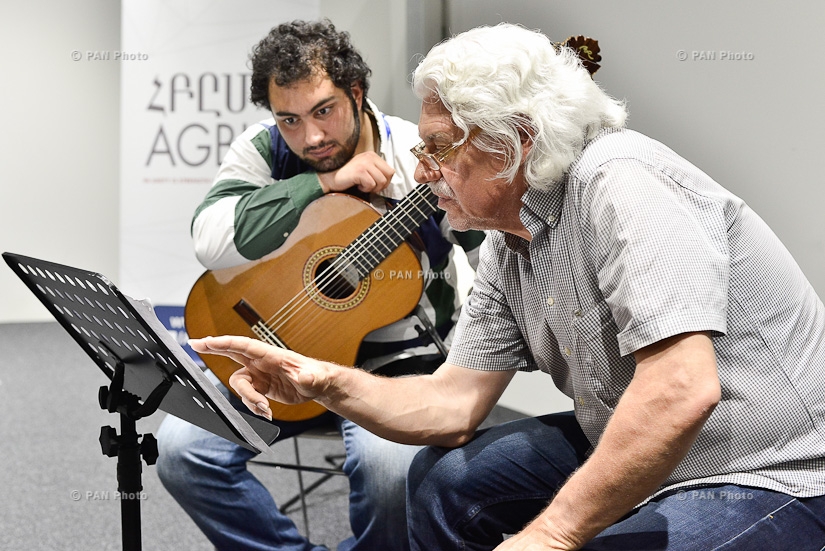 Гитарист Хьюберт Кеппель провел мастер-класс в Ереване