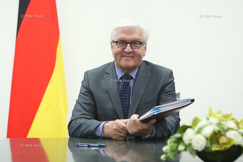 Armenian Foreign Minister Edward Nalbandian and OSCE Chairman-in-Office, German Foreign Minister Frank-Walter Steinmeier sign an agreement