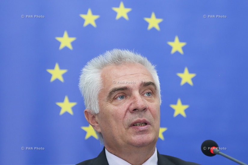 Пресс-конференция главы делегации ЕС в Армении, посла Петра Свитальского