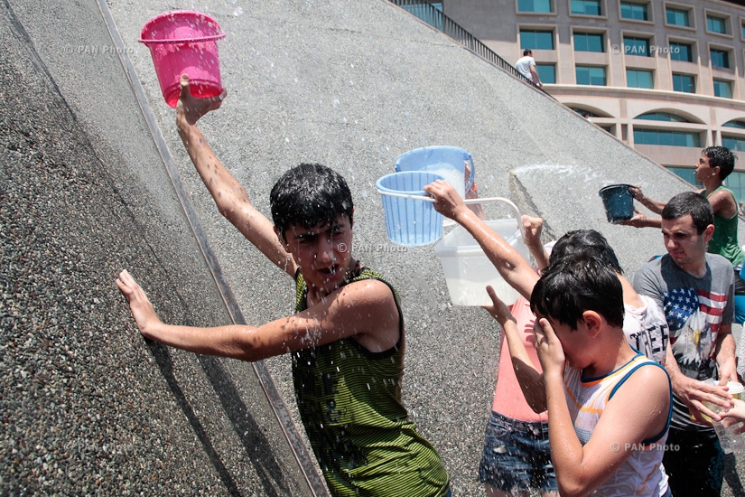Vardavar water festival 2016 in Yerevan