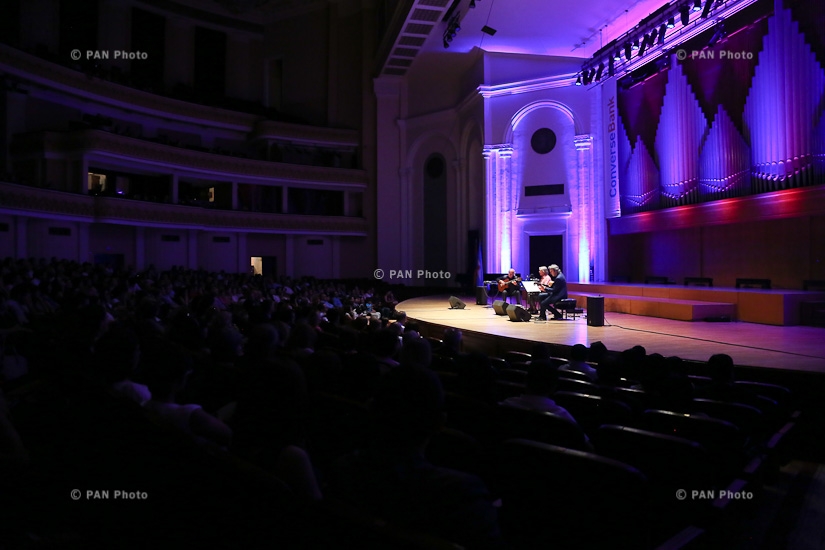 Концерт аргентинского аккордеониста Рауля Барбозы, посвященному 200-летию независимости Аргентины