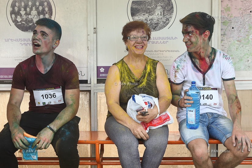 Красочный забег 2016 в Ереване