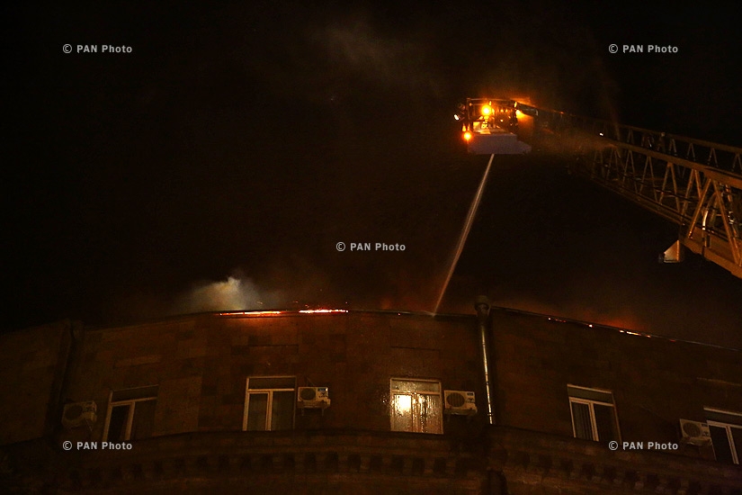 Fire at the roof of the Ministry of Finance of Armenia