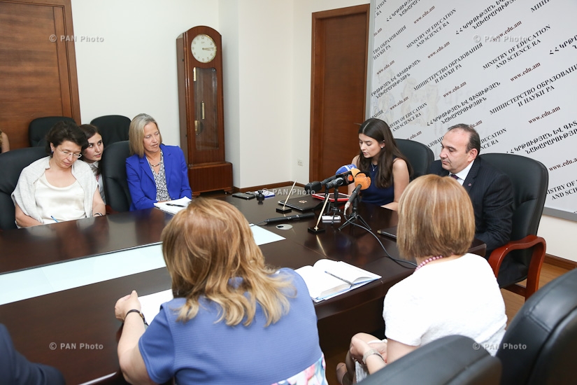 ԿԳ նախարարության և «Դասավանդի՛ր, Հայաստան» կրթական հիմնադրամի միջև փոխըմբռնման հուշագրի ստորագրում 