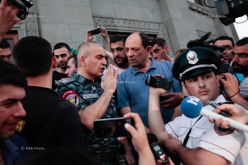 Protest demanding the release of detainees in Freedom Square and near Erebuni police HQ in Yerevan that a group of armed people seized