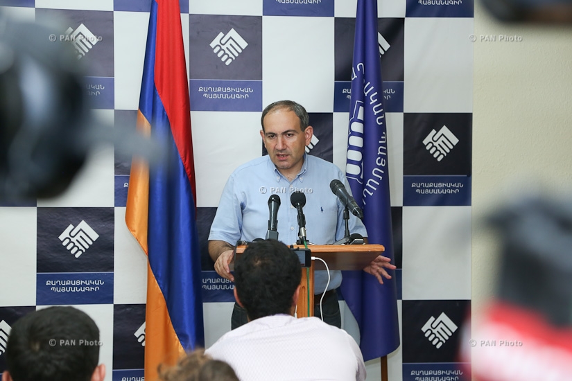 Пресс-конференция армянского оппозиционного депутата Никола Пашиняна