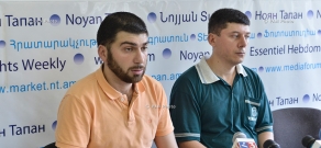 Пресс-конференция пресс-секретаря партии «Наследие» Давида Санасаряна и члена партии Овсепа Хуршудяна