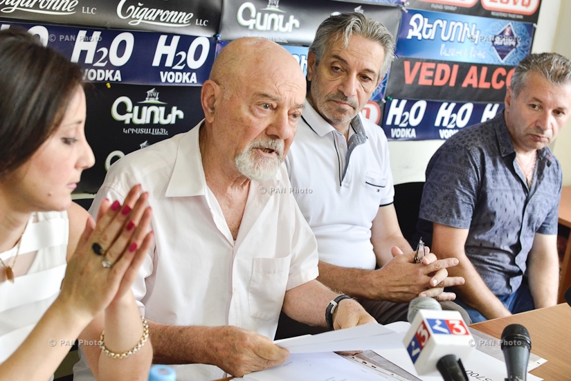 Press conference by founder of Sasna tsrer charity fund Felix Hayrapetyan, musician Yeghishe Petrosyan and father of Kyureghyan brothers-Armen Kyureghyan