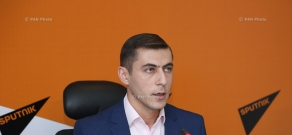 Пресс-конференция заместителя начальника Центра метеорологических прогнозов «Армгосгидромета» МЧС Армении Гагика Суреняна