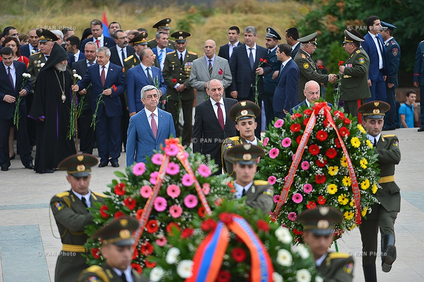 В Степанакерте прошли мероприятия, посвященные 25-летию провозглашения Республики Арцах